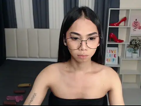 Snapshot of PetiteAsianYuki chatting on 26, 10, 2025 PetiteAsianYuki online show from 26, 10, 2025
