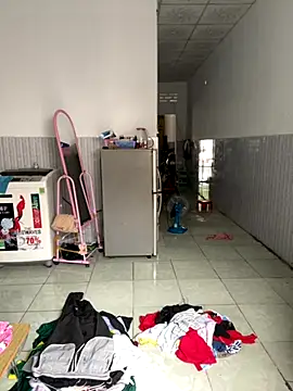 Tiffany-yy online show from 17, 9, 2025