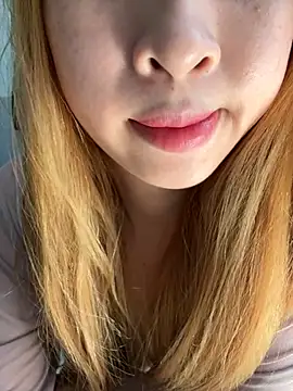 Tiffany-yy online show from 24, 11, 2025