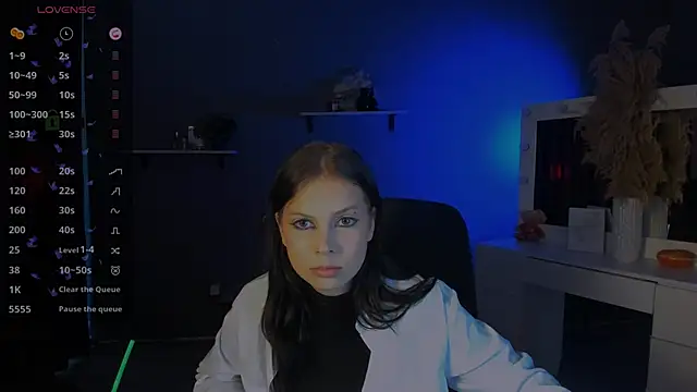 renata sweety online show from 14, 9, 2025