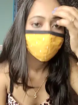 sweet-lily2 online show from 9, 9, 2025