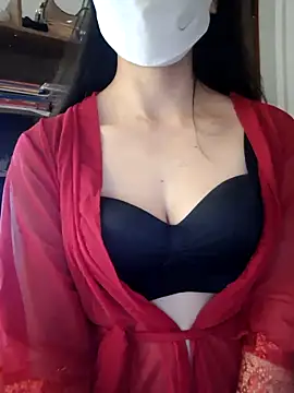 Snapshot of LazdyLy chatting on 14, 10, 2025 LazdyLy online show from 14, 10, 2025