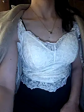 Snapshot of LazdyLy chatting on 25, 10, 2025 LazdyLy online show from 25, 10, 2025