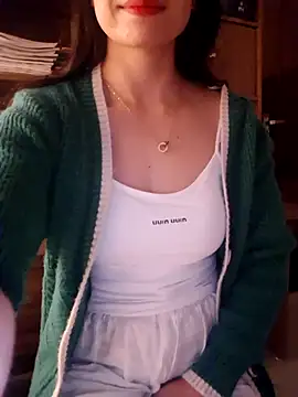 Snapshot of LazdyLy chatting on 29, 10, 2025 LazdyLy online show from 29, 10, 2025