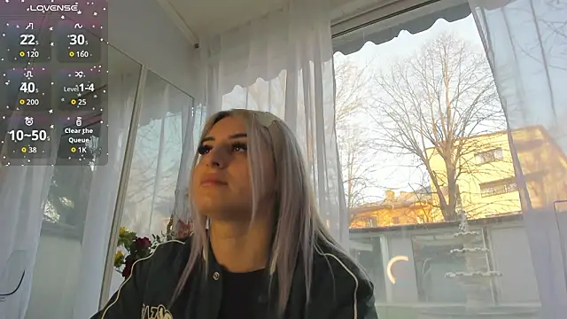 Ella Vee online show from 17, 3, 2026