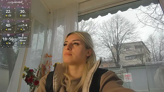 Ella Vee online show from 28, 3, 2026