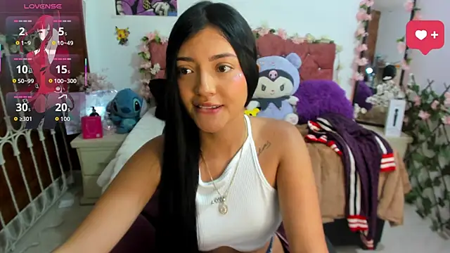 Snapshot of Bellaceleste5350 chatting on 18, 10, 2025 Bellaceleste5350 online show from 18, 10, 2025