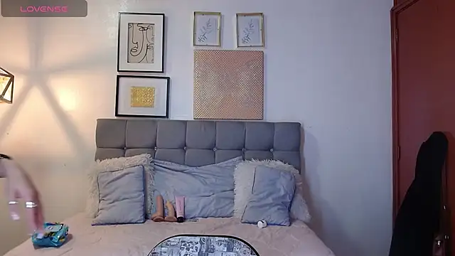 Snapshot of _naomi_s chatting on 19, 3, 2026 naomi s online show from 19, 3, 2026