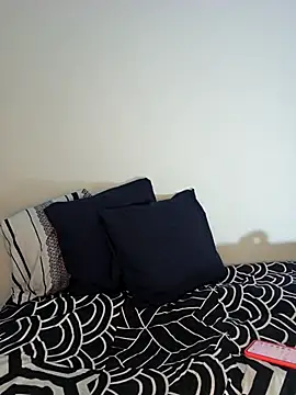 Nicoleefaith  online show from 8, 10, 2025