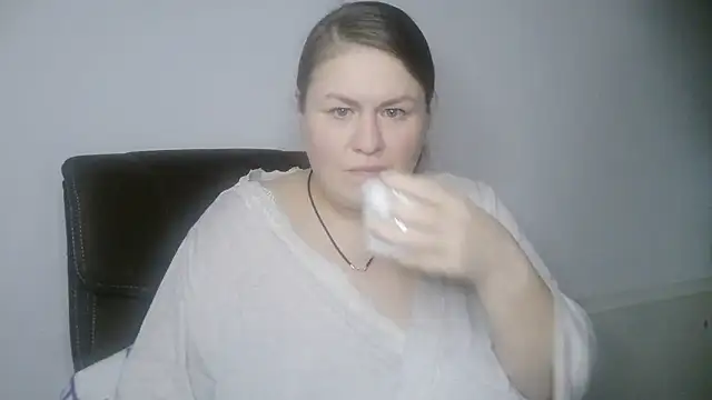 Snapshot of MartaXLove chatting on 21, 11, 2025 MartaXLove online show from 21, 11, 2025