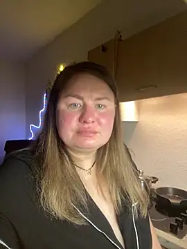 Snapshot of MartaXLove chatting on 28, 11, 2025 MartaXLove online show from 28, 11, 2025