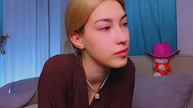 AngelicRice online show from 8, 11, 2025