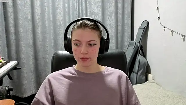 CutieAnny online show from 7, 5, 2026