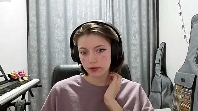 CutieAnny online show from 11, 5, 2026