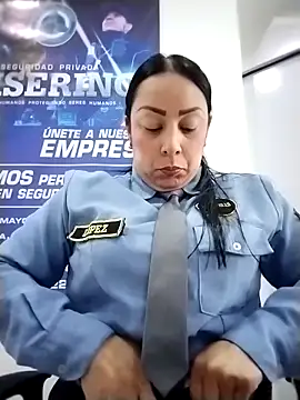 Snapshot of CRISTAL__11 chatting on 4, 12, 2025 CRISTAL 11 online show from 4, 12, 2025