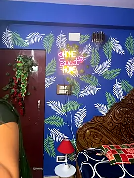 V-Hot-Sweti online show from 30, 11, 2025