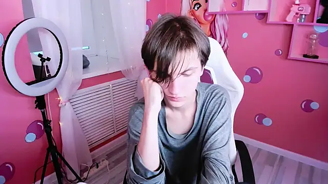 OttoWilliams online show from 28, 10, 2025