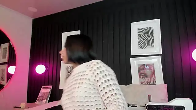 Snapshot of Manelyk_evanss_ chatting on 25, 3, 2026 Manelyk evanss online show from 25, 3, 2026