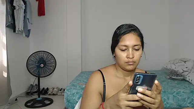 Snapshot of MichellSexxx chatting on 22, 9, 2025 MichellSexxx online show from 22, 9, 2025