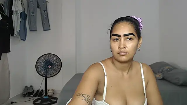 Snapshot of MichellSexxx chatting on 23, 9, 2025 MichellSexxx online show from 23, 9, 2025