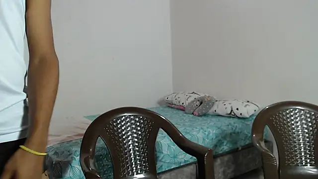 Snapshot of MichellSexxx chatting on 8, 11, 2025 MichellSexxx online show from 8, 11, 2025