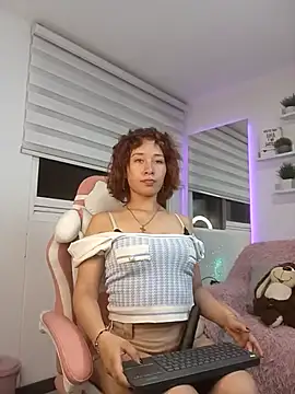 Snapshot of Charlotte_morhh chatting on 23, 9, 2025 Charlotte morhh online show from 23, 9, 2025
