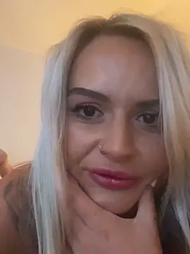 Seductive-SkyeXXX online show from 18, 10, 2025