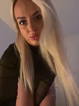 Seductive-SkyeXXX online show from 31, 10, 2025