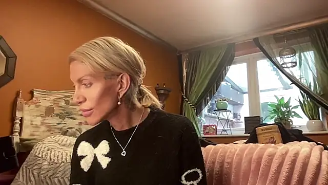 Snapshot of xl_uk_top_trans chatting on 10, 1, 2026 xl uk top trans online show from 10, 1, 2026