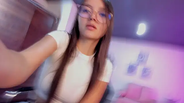 bella fox 1 online show from 11, 4, 2026