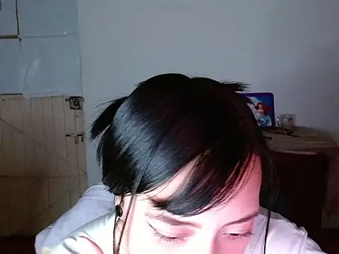 paola    online show from 12, 9, 2025