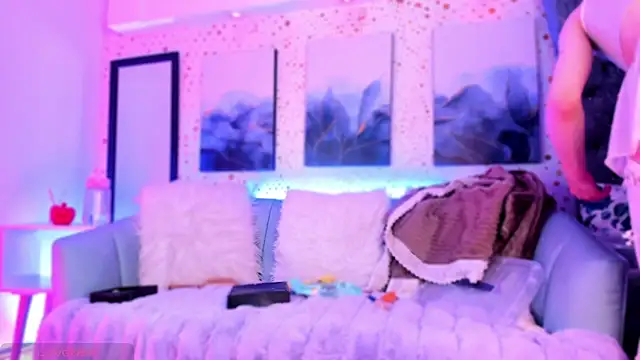 Snapshot of ArianaSantana chatting on 12, 9, 2025 ArianaSantana online show from 12, 9, 2025