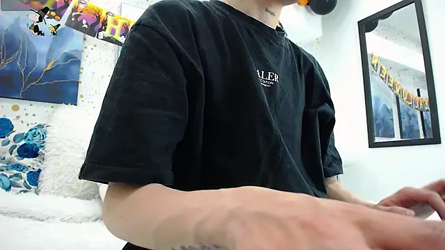 Snapshot of ArianaSantana chatting on 3, 11, 2025 ArianaSantana online show from 3, 11, 2025