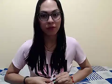 missblu online show from 5, 12, 2025