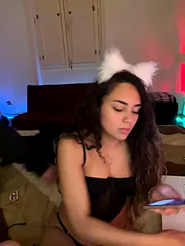 Snapshot of SereiaS chatting on 23, 9, 2025 SereiaS online show from 23, 9, 2025