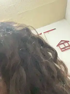 Snapshot of SereiaS chatting on 23, 10, 2025 SereiaS online show from 23, 10, 2025