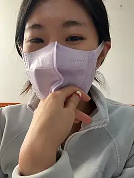 Lulu125216 online show from 23, 3, 2026