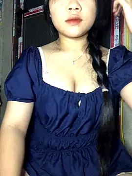 Snapshot of Linhmai_bb chatting on 6, 10, 2025 Linhmai bb online show from 6, 10, 2025