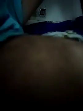 Yazaza1999 online show from 1, 10, 2025