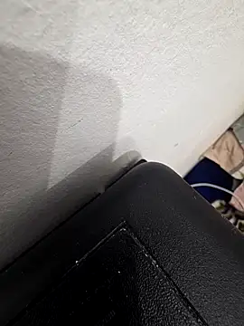 Yazaza1999 online show from 21, 12, 2025