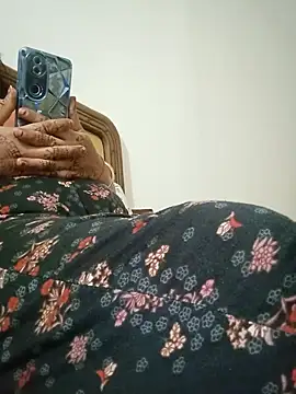 Suman Rani  online show from 14, 10, 2025