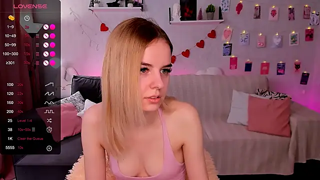 LillianShine online show from 12, 3, 2026