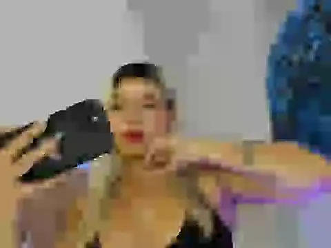 Snapshot of naomi_sanz chatting on 24, 4, 2026 naomi sanz online show from 24, 4, 2026