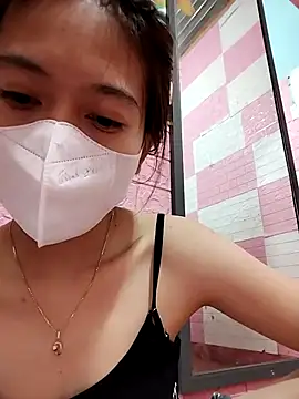 Snapshot of Zinzin9x chatting on 18, 10, 2025 Zinzin9x online show from 18, 10, 2025