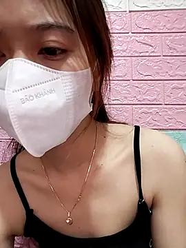 Snapshot of Zinzin9x chatting on 22, 10, 2025 Zinzin9x online show from 22, 10, 2025