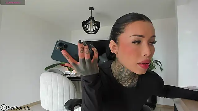 belllbonniie online show from 19, 11, 2025