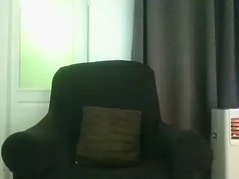 Snapshot of simplysultury chatting on 19, 9, 2025 simplysultury online show from 19, 9, 2025