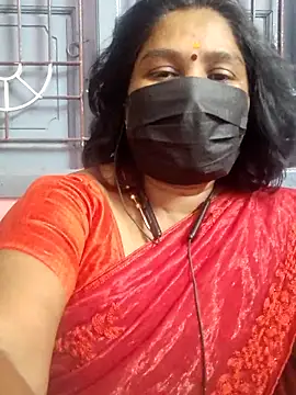 Snapshot of Tamil_Azhaghi25 chatting on 10, 6, 2026 Tamil Azhaghi25 online show from 10, 6, 2026