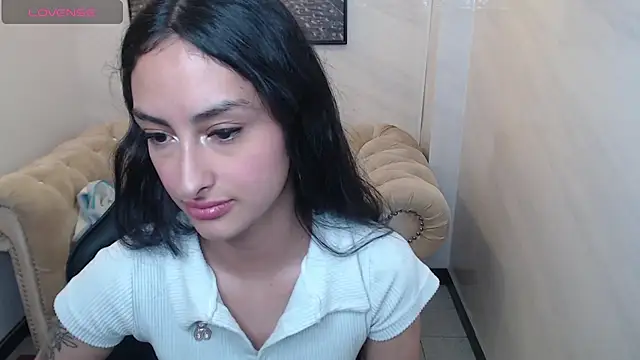 Tifany v online show from 24, 10, 2025