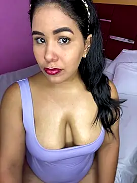 Roxxybigboobs online show from 24, 9, 2025